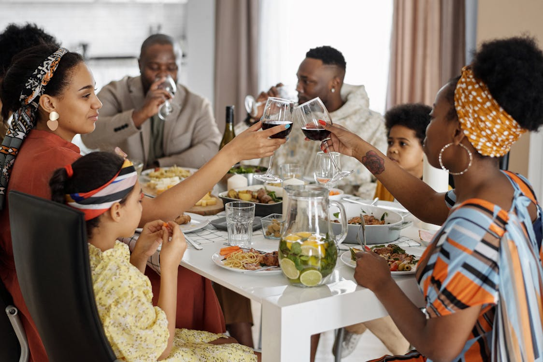  family having dinner and celebrating